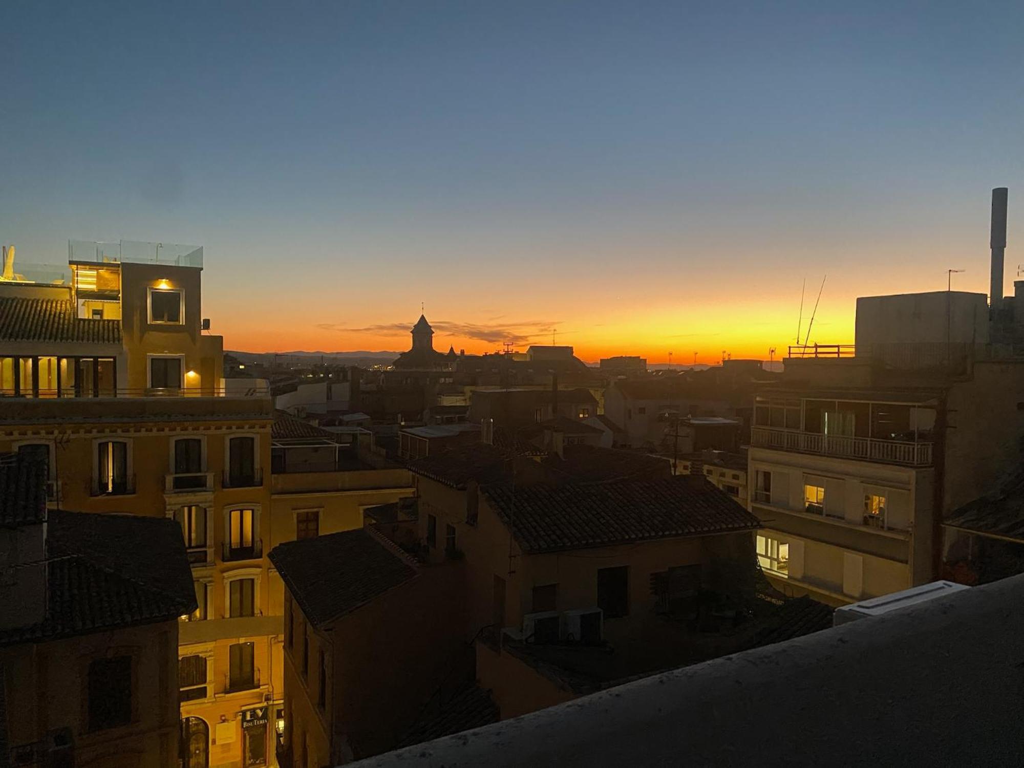 Atico Con Vistas En Granada Centro Apartamento Exterior foto